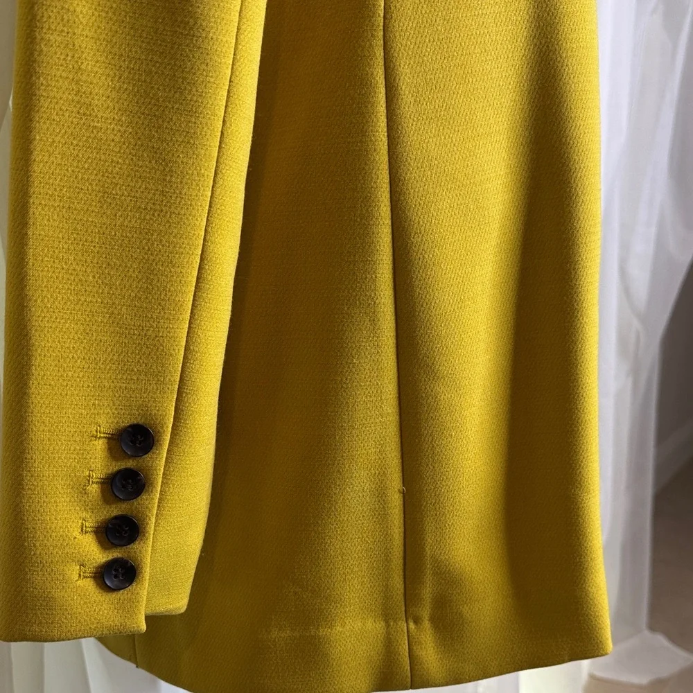 Joan Vass Vibrant Yellow Blazer - Picture 4 of 6